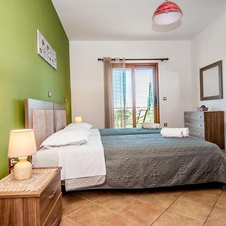 Villa Irida Afrato Exteriér fotografie
