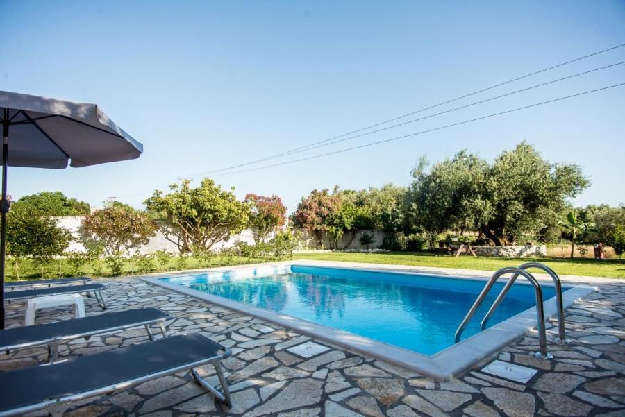 Villa Irida Afrato Exteriér fotografie