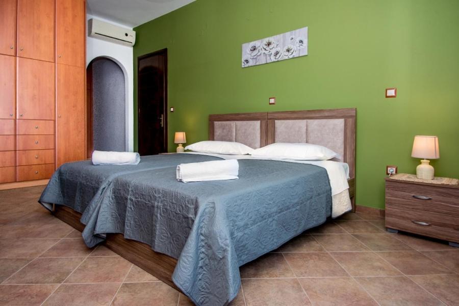Villa Irida Afrato Exteriér fotografie