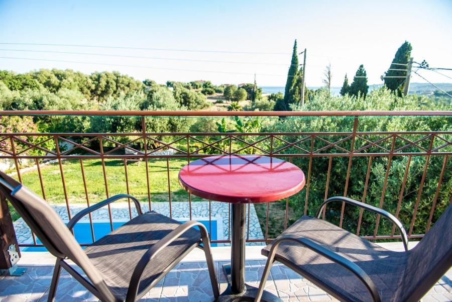 Villa Irida Afrato Exteriér fotografie